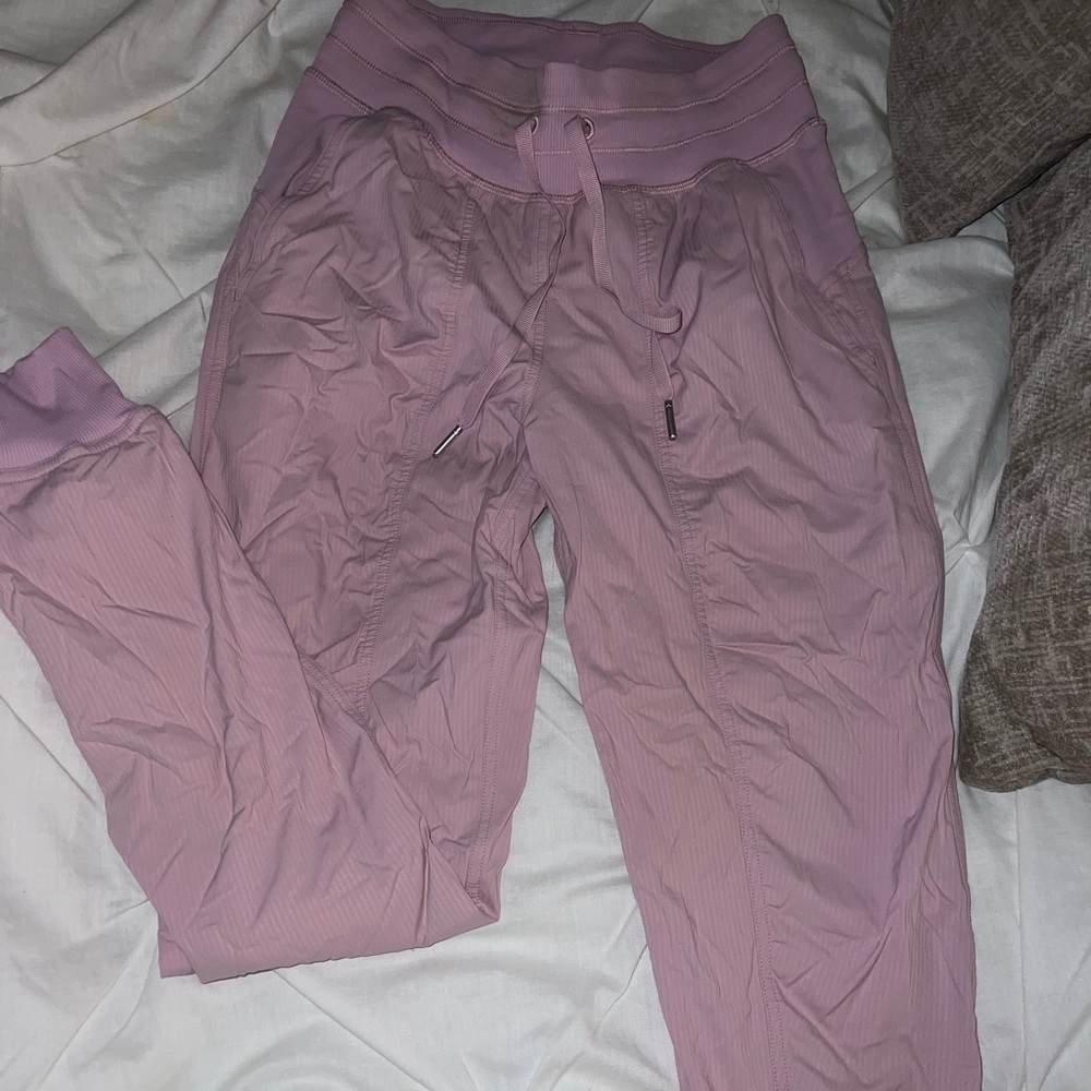 Lulu lemon, size 2 pink joggers.